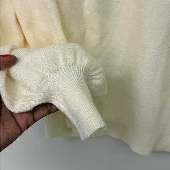 The Drop V-Neck Cream Sweater Size S - Picture 3 of 7